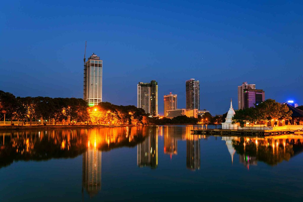 colombo skyline at night