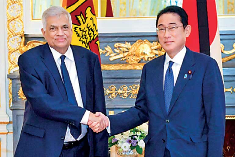 President meets Japan PM and Emperor